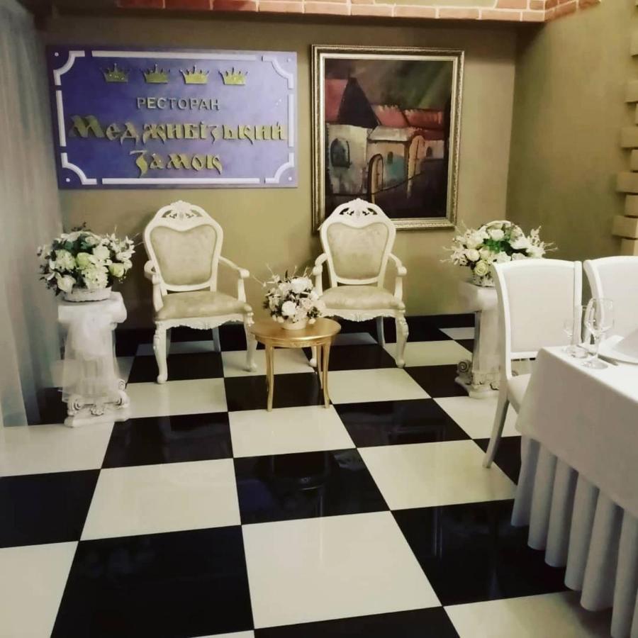 Medzhybozhskiy Zamok Trebukhovtsy Luaran gambar